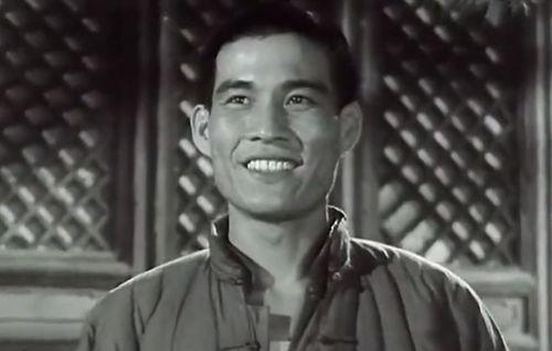 老电影演员名单,重温经典老电影，致敬那些永不褪色的面孔